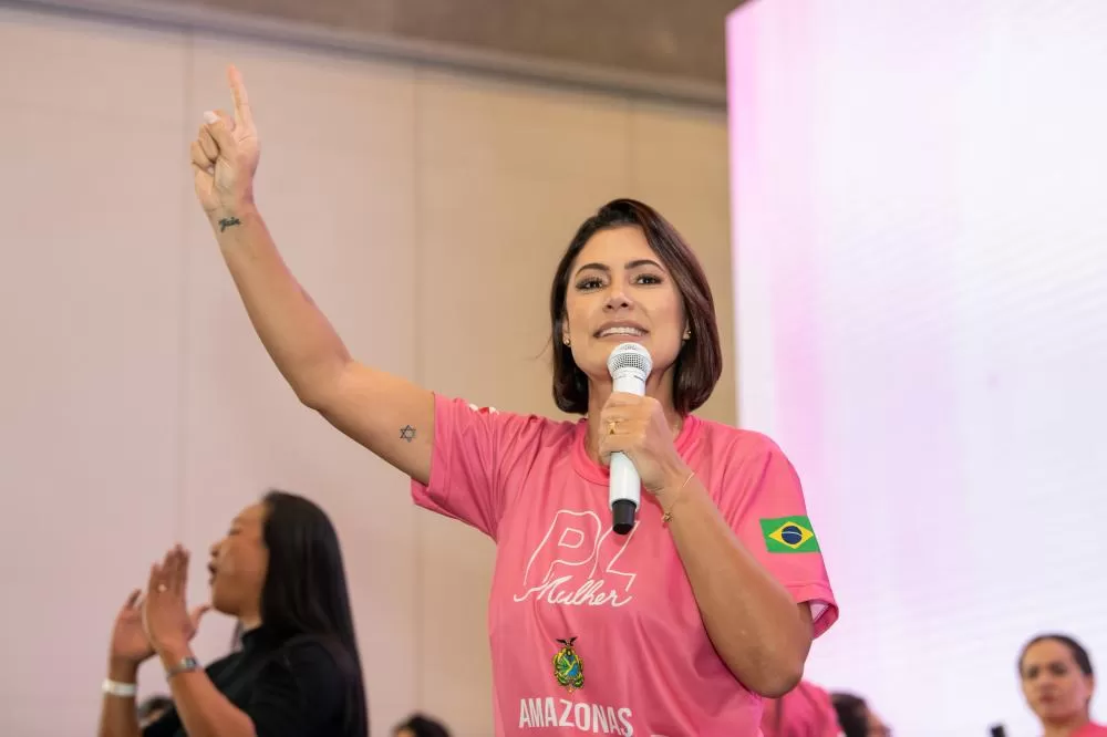 “Existe um tempo para cada coisa”, diz Michelle sobre Flávio