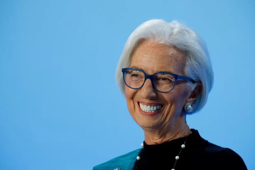 Lagarde dá a entender em mensagem a colegas que saída do BCE não é iminente