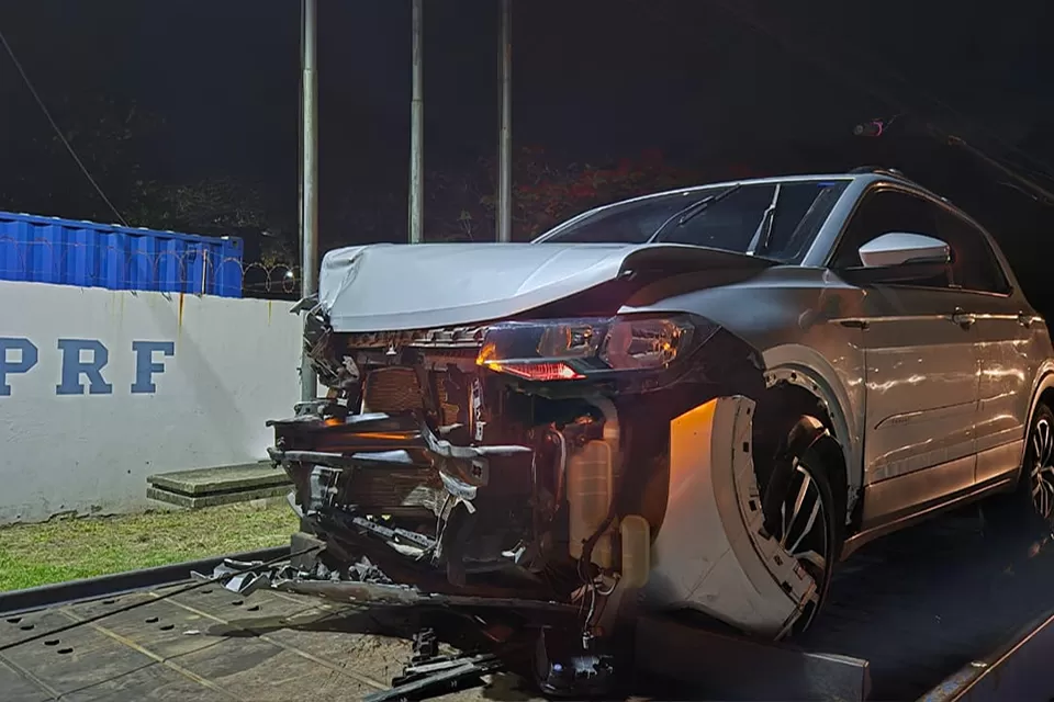 PRF prende homem procurado por homicídio em blitz na BR-101, na Zona Oeste do Recife