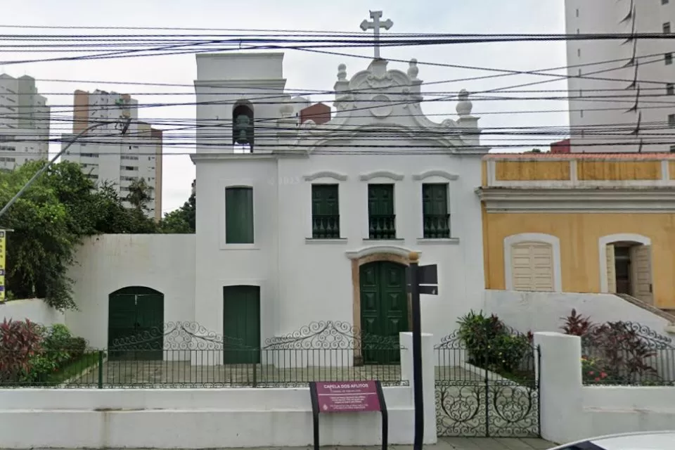 Falso bispo é denunciado pela Arquidiocese de Olinda e Recife por realizar batismo em capela nas Graças