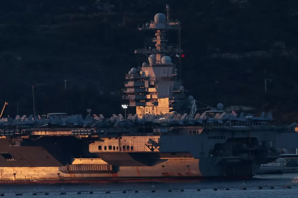 Super porta-aviões Gerald R. Ford esconde um segredo sujo: sistema de esgoto colapsou