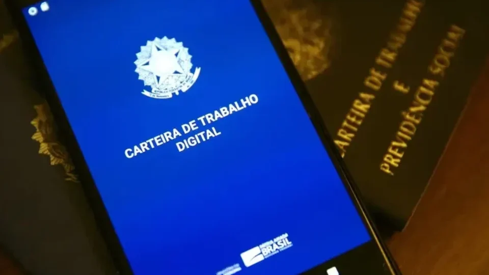 Desemprego maior, menos vagas: mercado de trabalho esfria com taxa de juros em alta