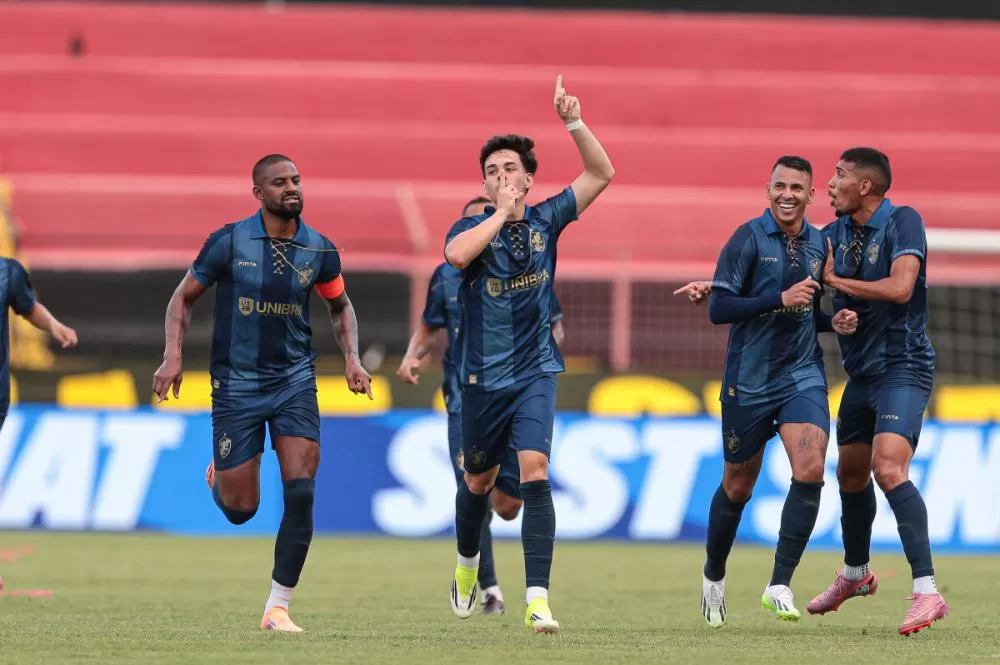 Onde assistir ao vivo, horário e escalações de Retrô x Uberlândia pela Copa do Brasil