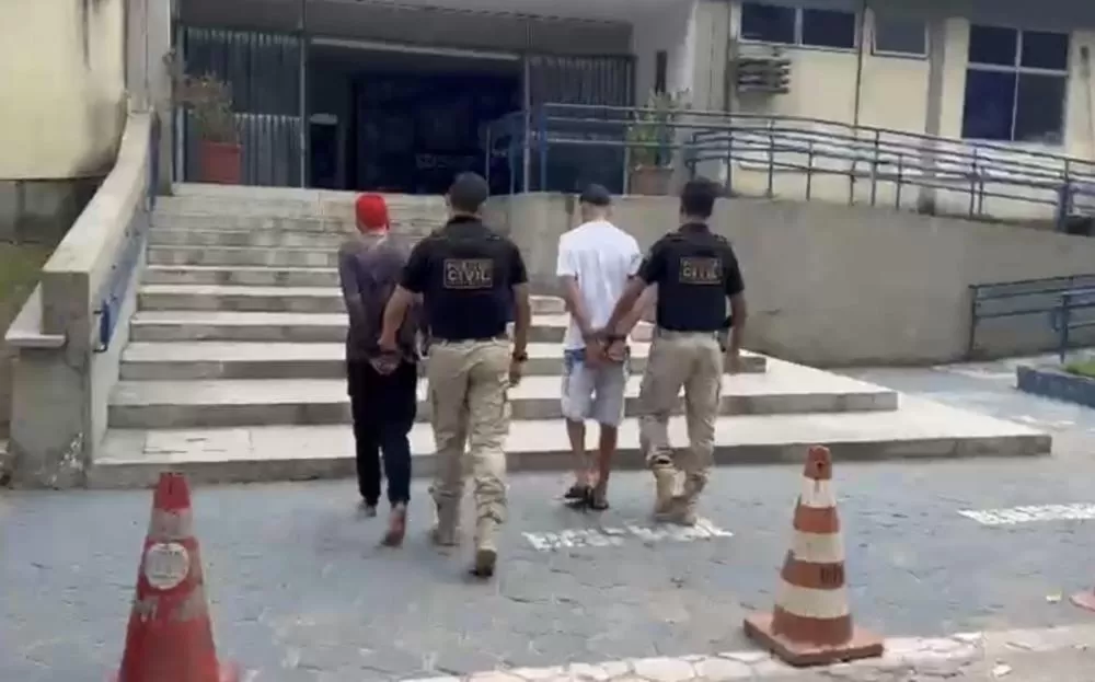 Polícia prende três suspeitos de integrar organização criminosa de roubos de veículos