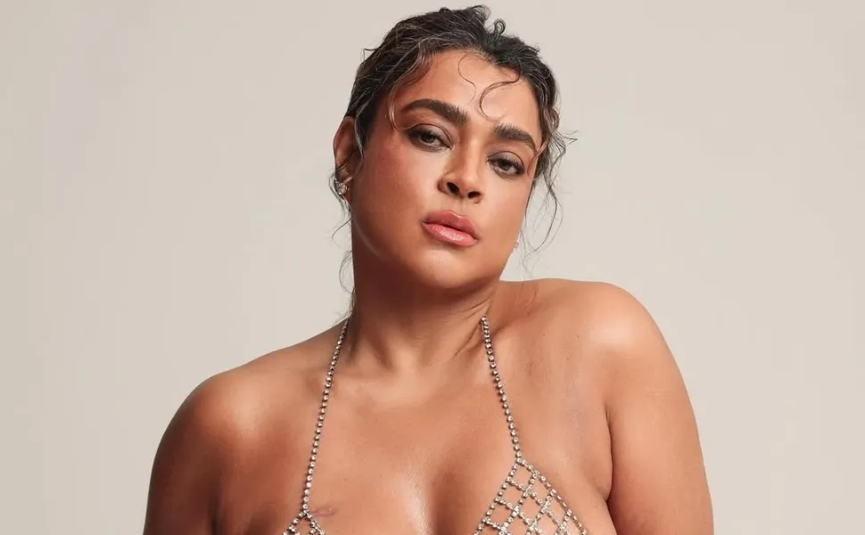 Ainda uso sonda e dreno, mas estou viva', diz Preta Gil, que vai ao Carnaval