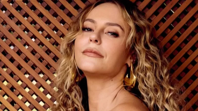 Paolla Oliveira radicaliza no visual e faz revelação sobre nova fase: “Fogo no rabo”