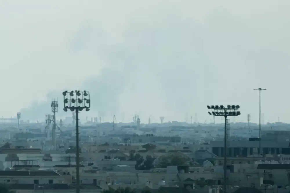 Míssil iraniano atinge capital do Catar após ataques de EUA e Israel ao Irã