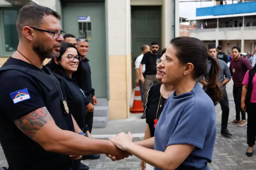 Governo de Pernambuco nomeia novos policiais penais no Estado