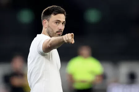 Davide Ancelotti volta à comissão técnica da Seleção