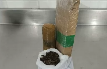 Trio é preso com mais de 1 kg de maconha durante patrulhamento em Palmares