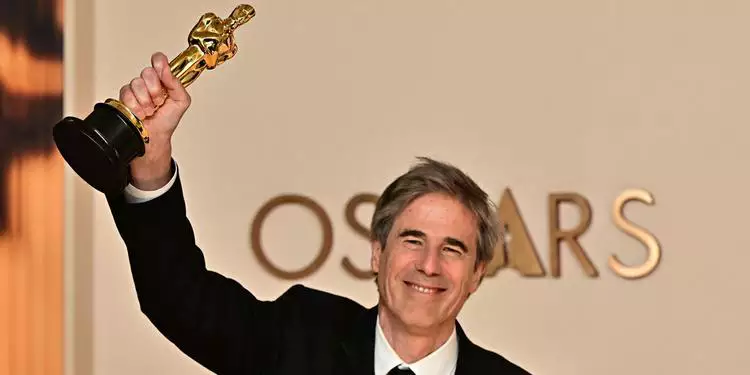 Ainda Estou Aqui' vence o Oscar 2025 na categoria Melhor Filme Estrangeiro.