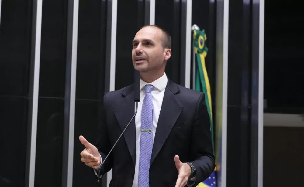 Uma conspiração contra Eduardo Bolsonaro?