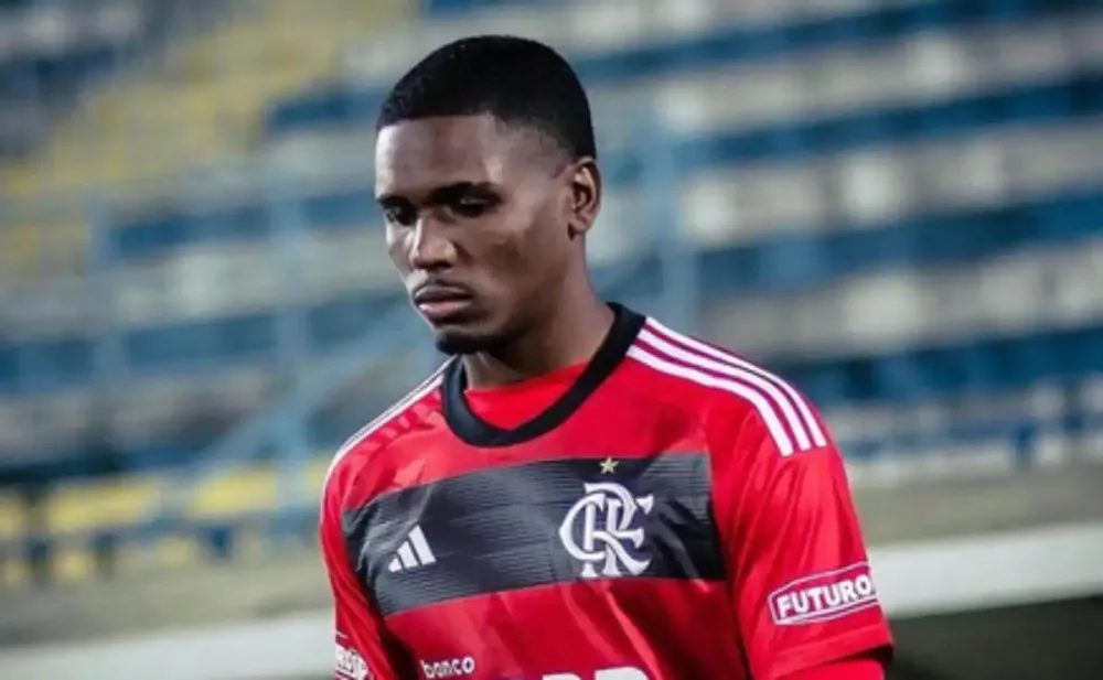 CBF divulga áudio do VAR em Corinthians x Flamengo e expõe divergência em expulsão