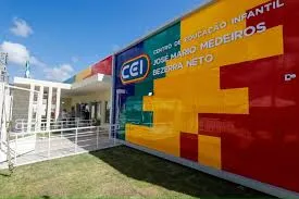 Em Itamaracá, Governo de Pernambuco inaugura primeira creche do município e entrega restauração da PE-001