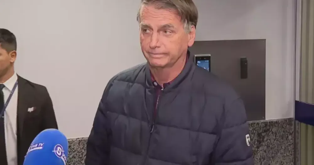 Bolsonaro em casa, mas sob controle total: veja as restrições impostas por Moraes