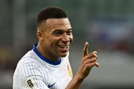“Não vejo uma Copa do Mundo sem Neymar”, diz Mbappé