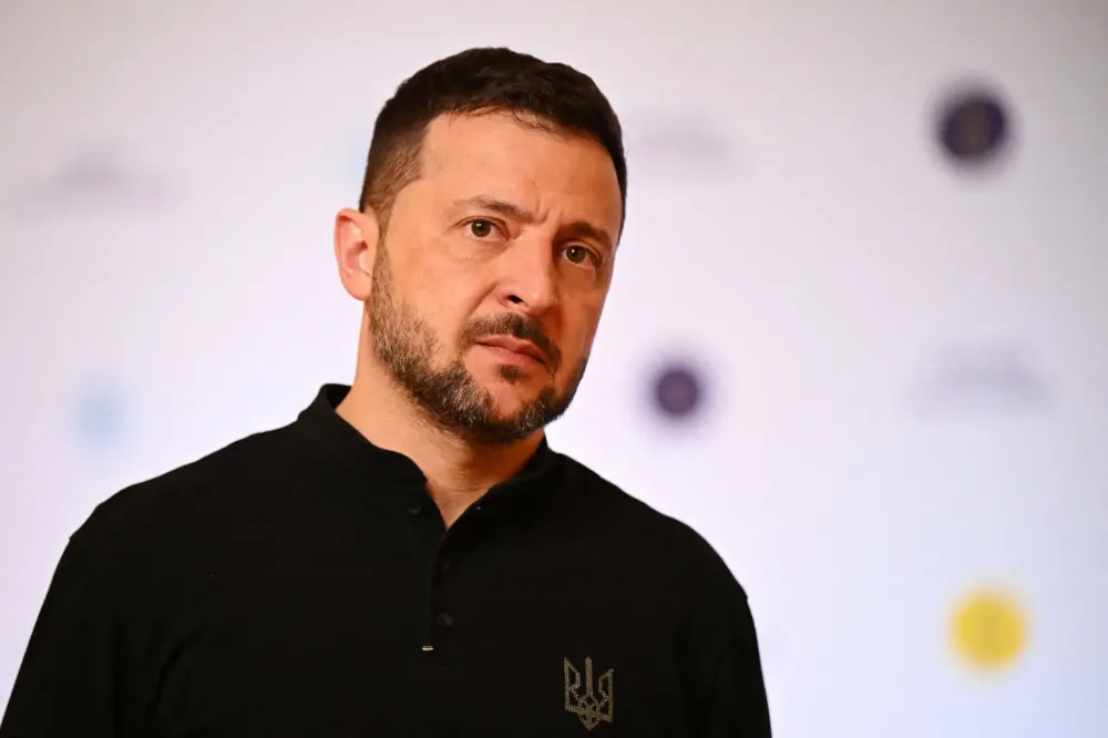 Zelensky anuncia acordo de defesa e cooperação tecnológica com Arábia Saudita
