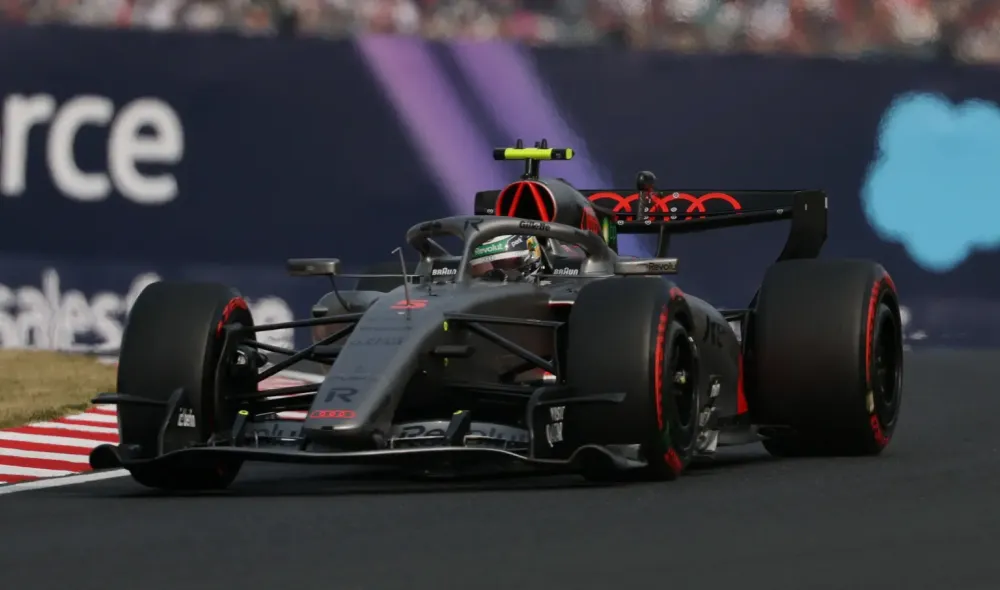 GP do Japão: Bortoleto lamenta problema logo no início da corrida