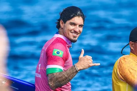 Medina retorna à WSL satisfeito com mudanças e focado no tetra: 'Por isso eu voltei'