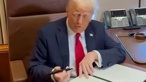 Trump ameaça impor sanções à Rússia até acordo de cessar-fogo.