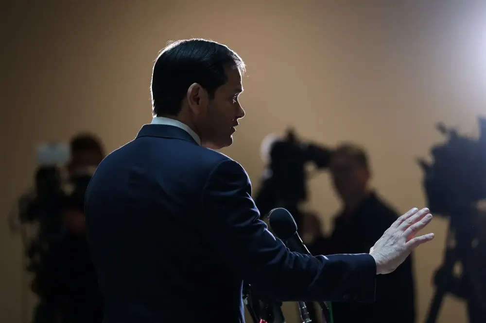 Rubio critica Otan e ameaça rever aliança após guerra entre EUA e Irã