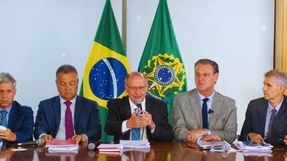 Governo facilita fiscalização sobre alimentos para baixar os preços.