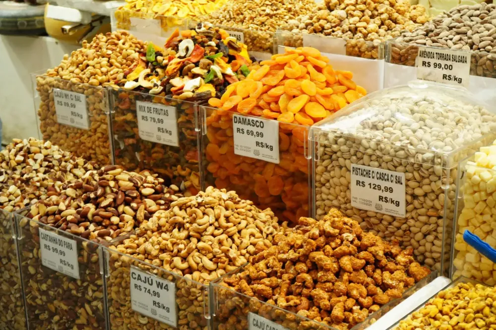 Preços ao produtor recuam 0,25% no Brasil em fevereiro sob impacto de alimentos