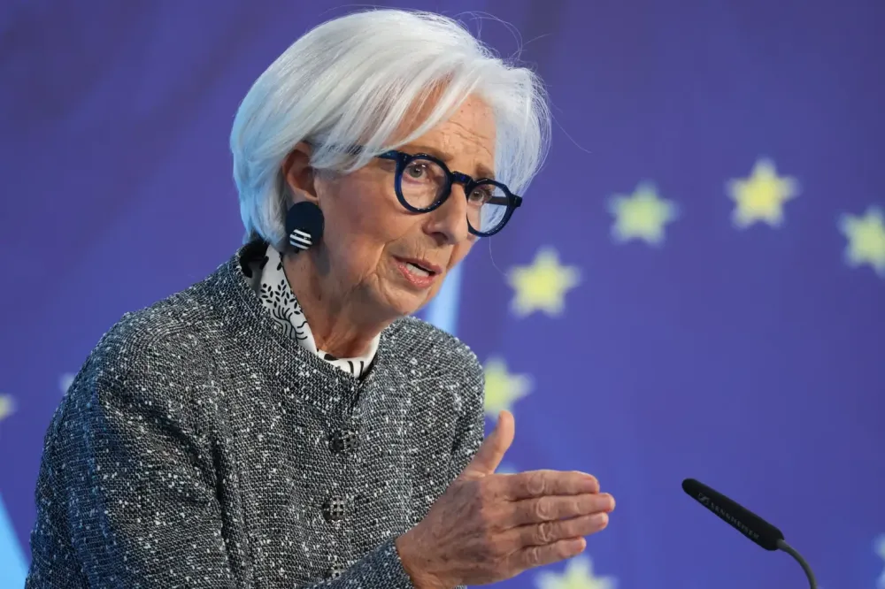 Lagarde confronta secretário dos EUA sobre impacto da guerra no Irã em reunião do G-7