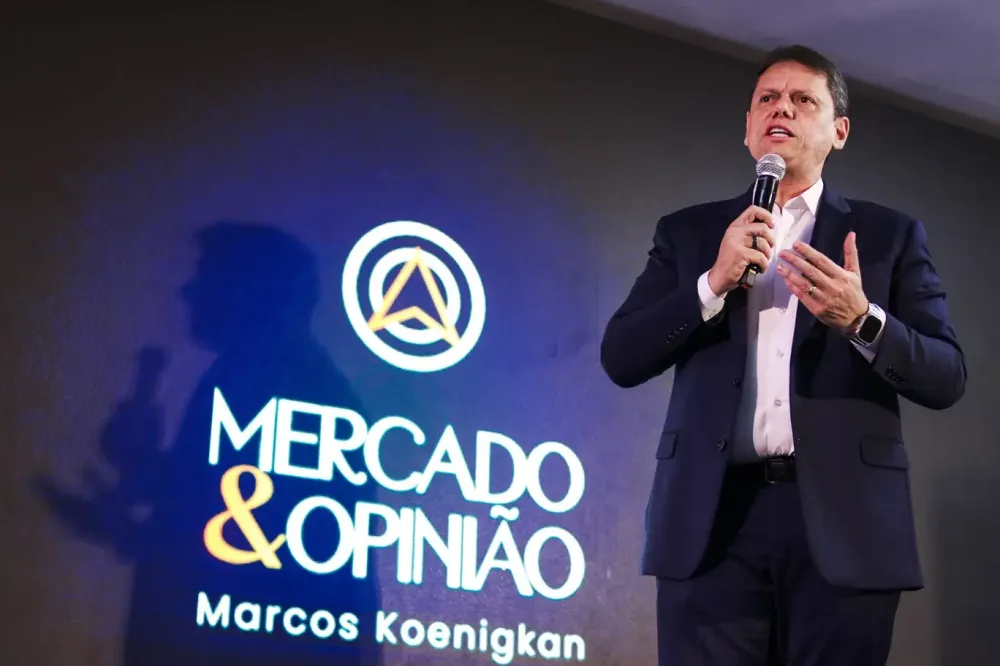 Tarcísio cobra “projeto de país” e questiona agenda do PT