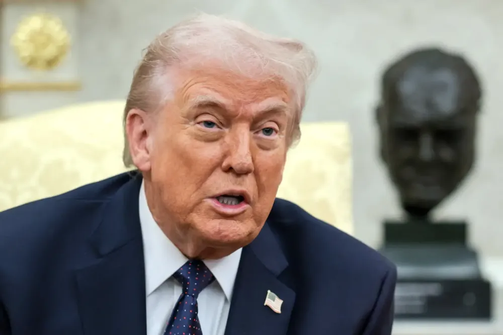 Trump: presidente do Irã pediu cessar-fogo, mas EUA querem primeiro Ormuz aberto