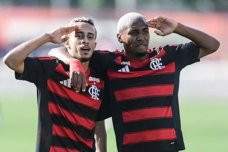 Venda de jogadores rende R$ 519 milhões ao Flamengo e sustenta maior faturamento da história