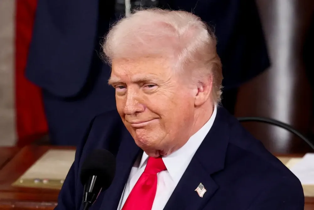 Trump afirma que EUA consideram fortemente saída da Otan, diz jornal Telegraph