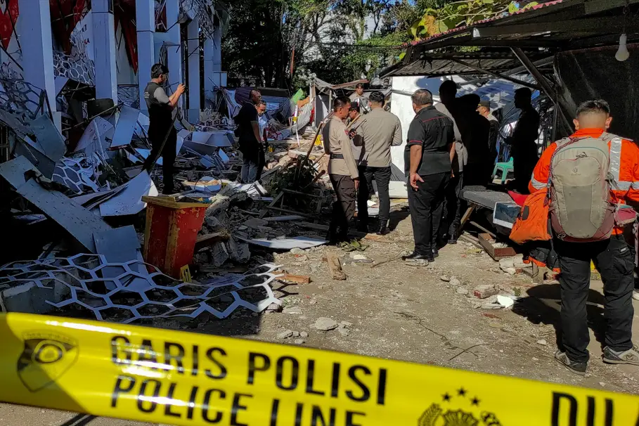 Indonésia: Terremoto de magnitude 7,4 mata pelo menos 1 pessoa e gera pequeno tsunami