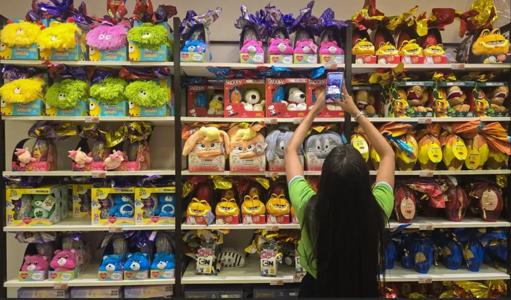 Mais da metade dos brasileiros vai comemorar a Páscoa com barra de chocolate