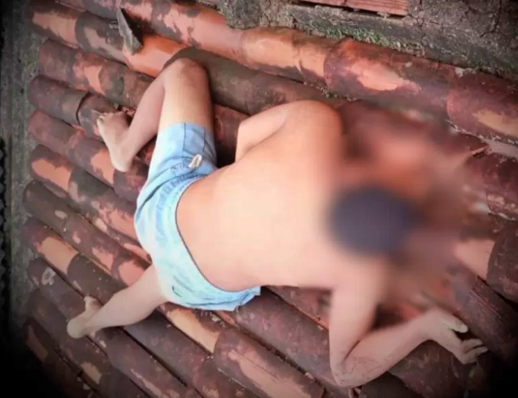 Funkeiro de 19 anos é encontrado morto sobre telhado em Vitória de Santo Antão.