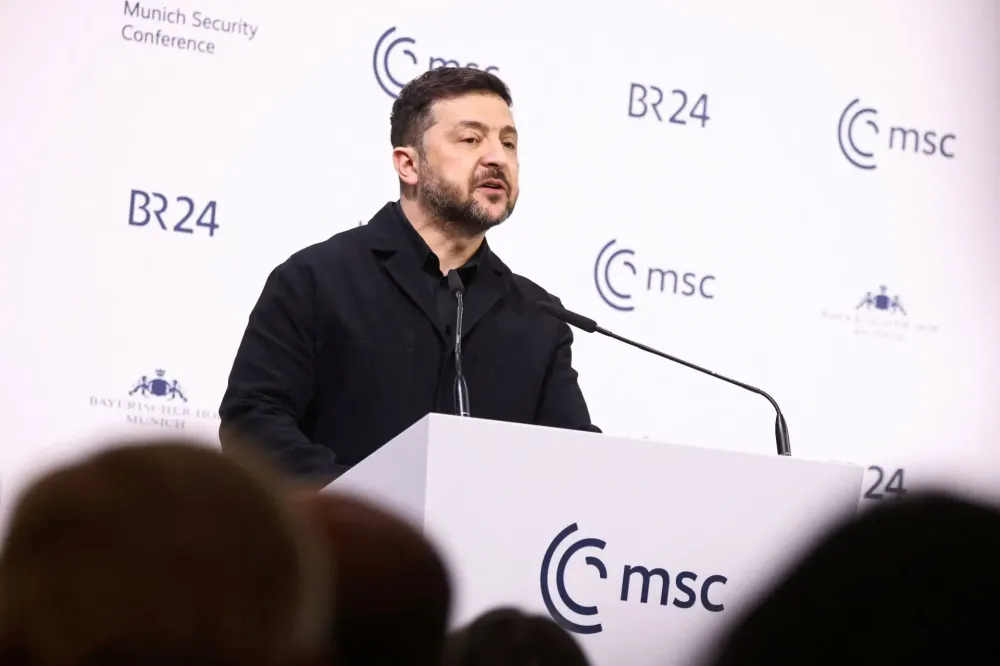 Zelensky acusa Rússia de “escalada da Páscoa” com ataque intenso que matou 2 pessoas
