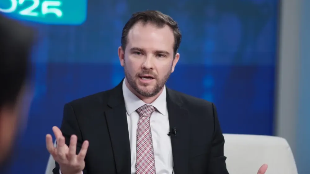 Governo estuda liberar FGTS para pagamento de dívidas de famílias endividadas