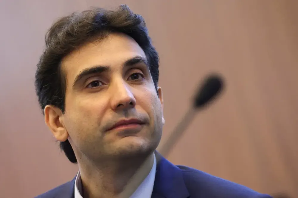 Lula disse a Vorcaro que tratamento do Master no BC seria técnico, afirma Galípolo