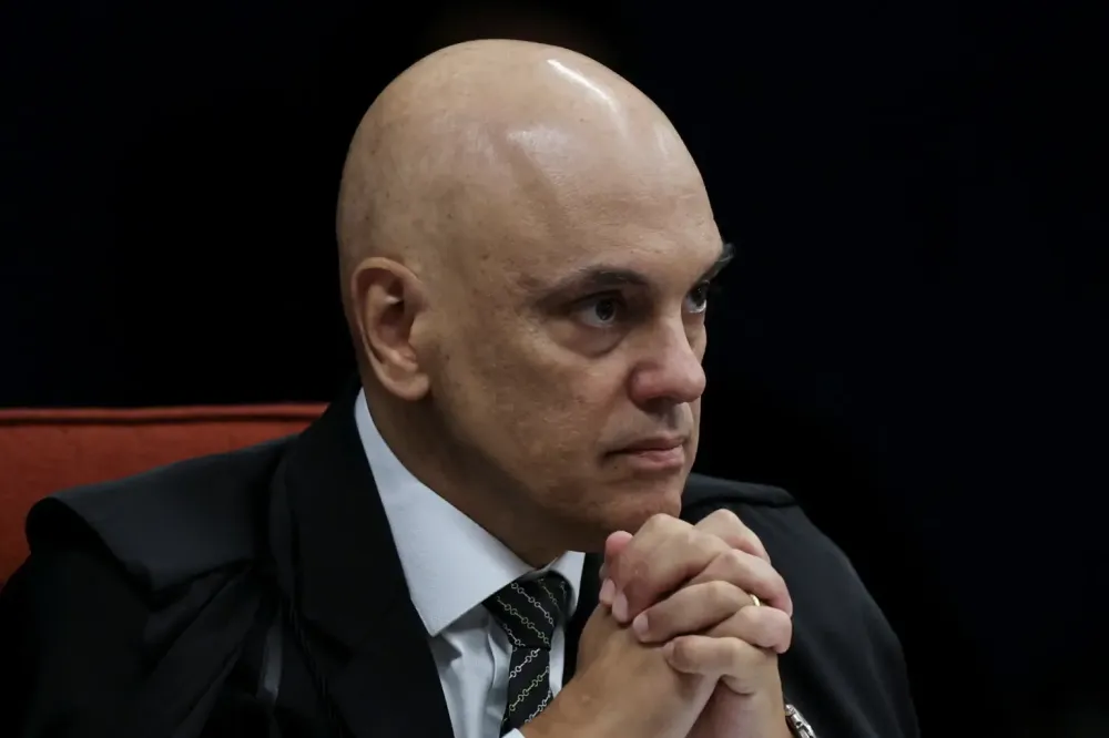Moraes libera para julgamento ação do PT que busca restringir delações premiadas