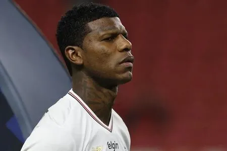 São Paulo dá 10 dias para Arboleda reaparecer e inicia processo para rescisão unilateral
