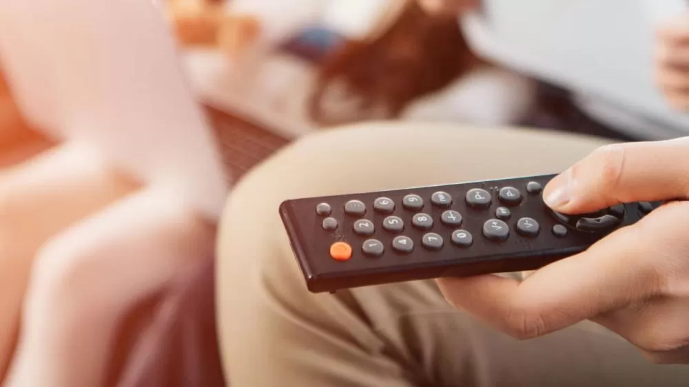 Record bate a Globo em audiência no domingo.