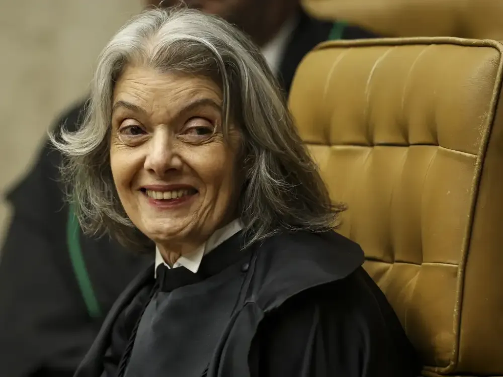 TSE antecipa sucessão de Cármen Lúcia e acelera transição para eleições de 2026