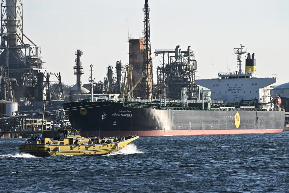 Escassez de petróleo cria uma corrida desesperada e prêmios recordes no mercado