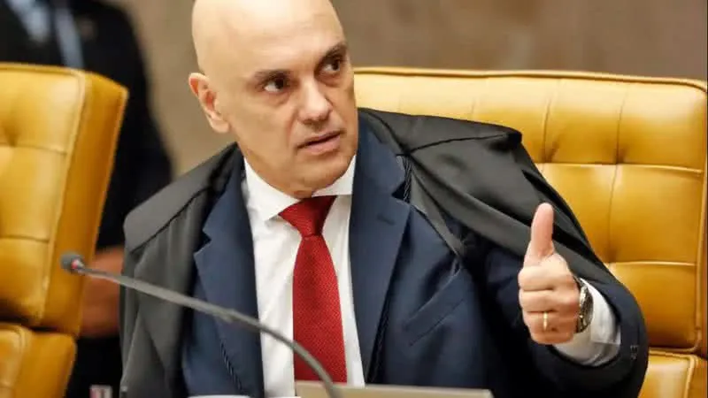 VÍDEO: Alexandre de Moraes se recusa a falar com jornalista após evento em São Paulo