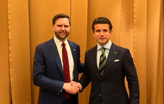 JD Vance se encontra com pré-candidato ao governo do Rio para discutir avanço do crime organizado .