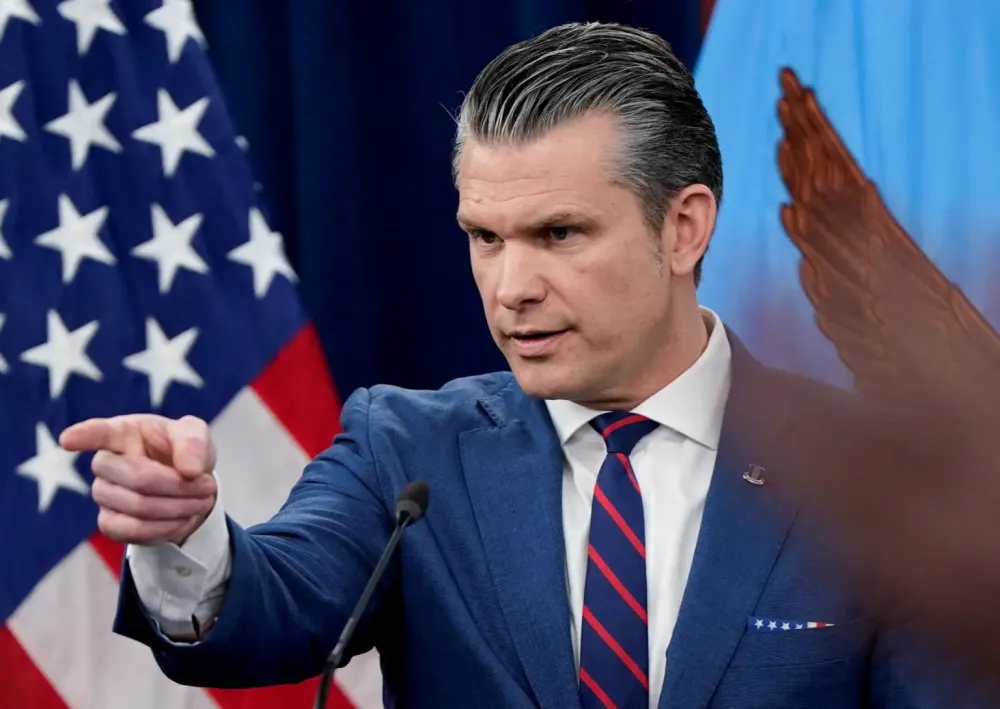 Hegseth: forças dos EUA estão prontas para retomar combate se Irã não chegar a acordo