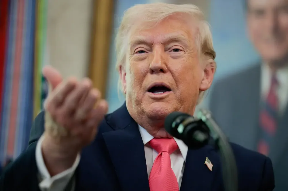 Trump confirma desbloqueio de Ormuz e promete acordo final “muito rapidamente”