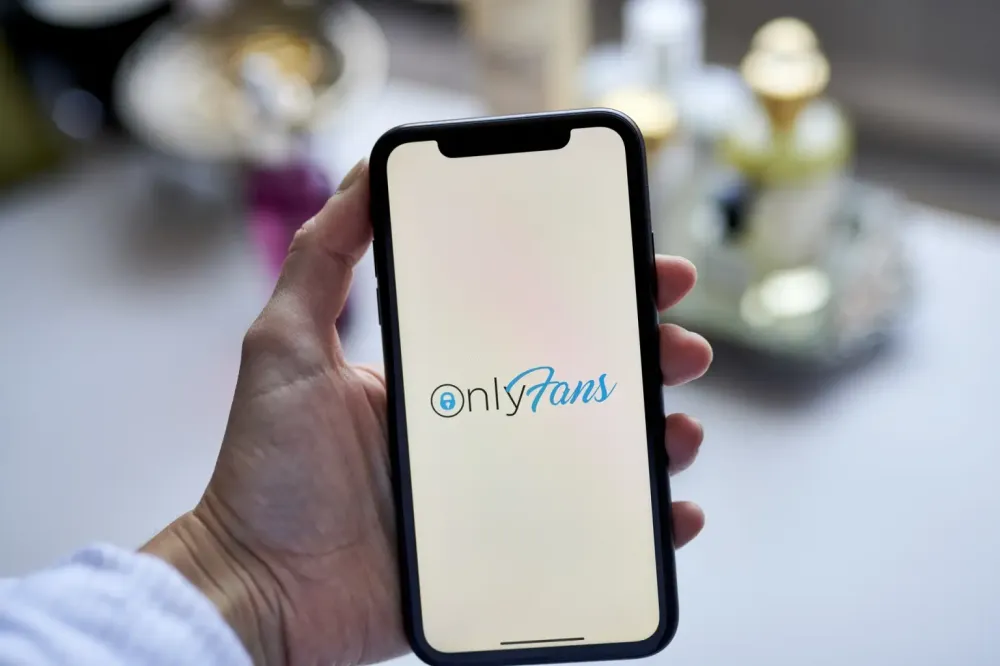OnlyFans avalia acordo de US$ 3 bi com venda de ações após morte de proprietário