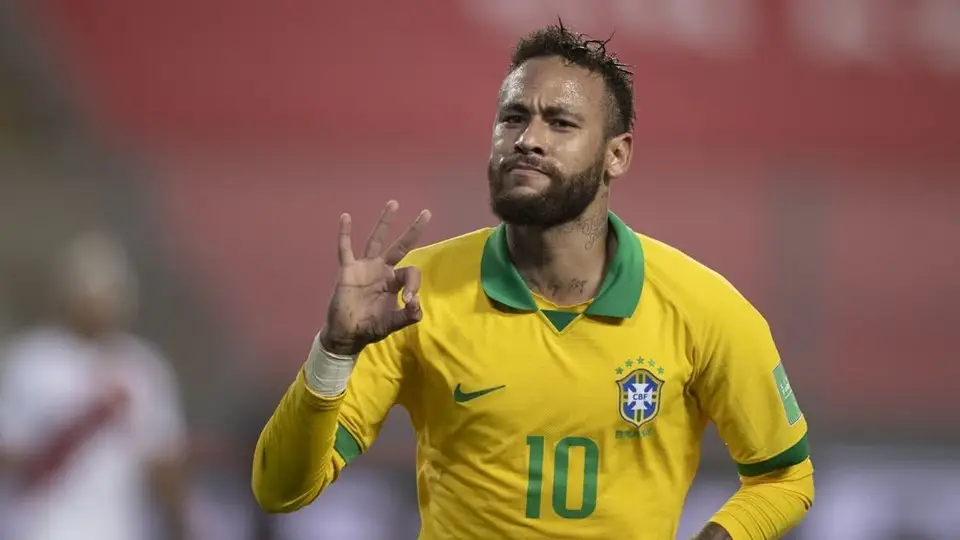 Sem Neymar e com Rodrygo: lançamento na Espanha dá spoiler de álbum da Copa
