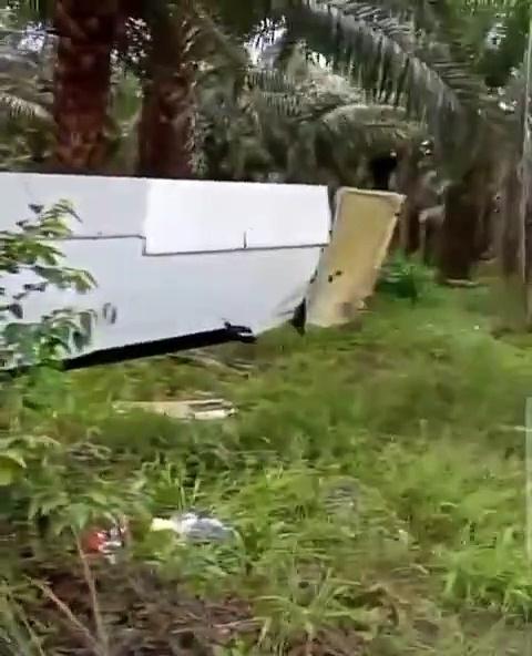 Um avião de pequeno porte caiu no Pará.